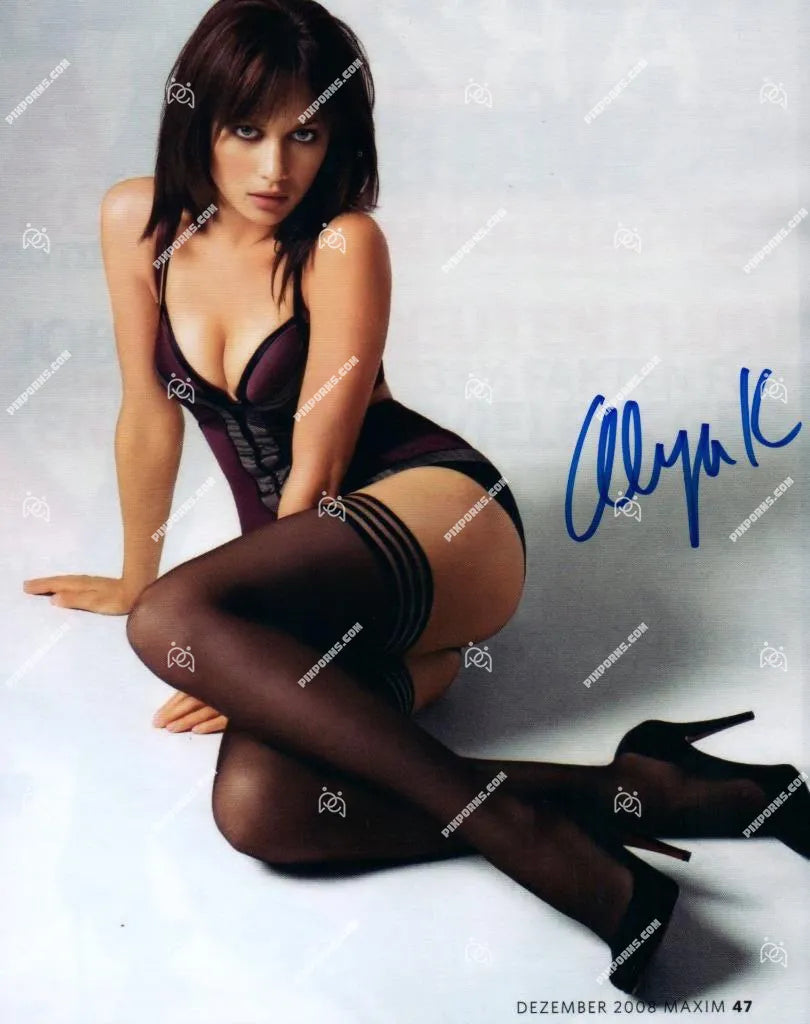 Olga Kurylenko autographed portrait print – Pose 246 digital download and signed canvas