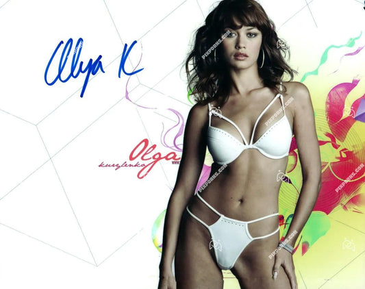 Olga Kurylenko autographed landscape print – Pose 247 digital download and signed canvas