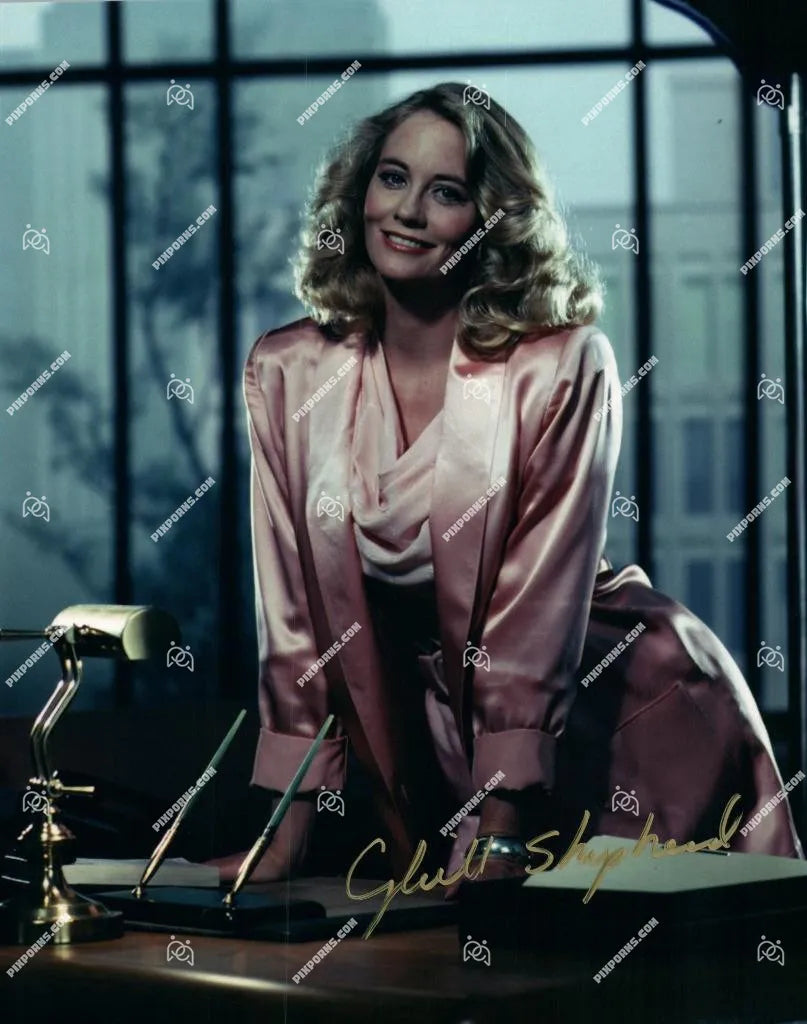 Cybill Shepherd autographed portrait art print – limited edition Pose 232 digital download
