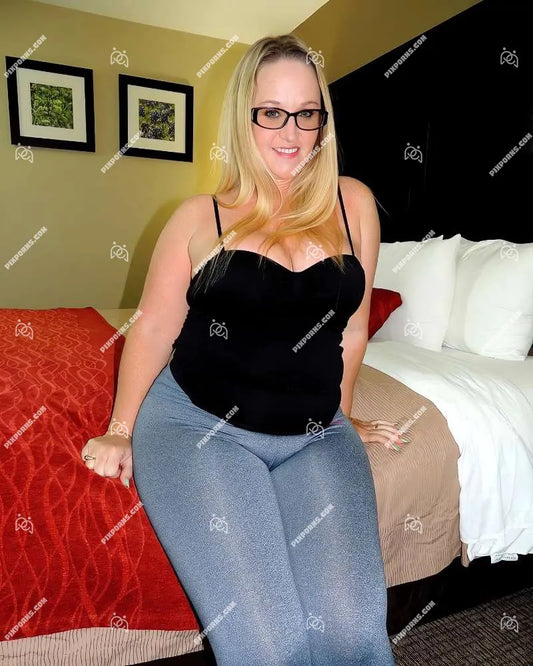 Dee Siren sexy digital download wall art – Pose 359