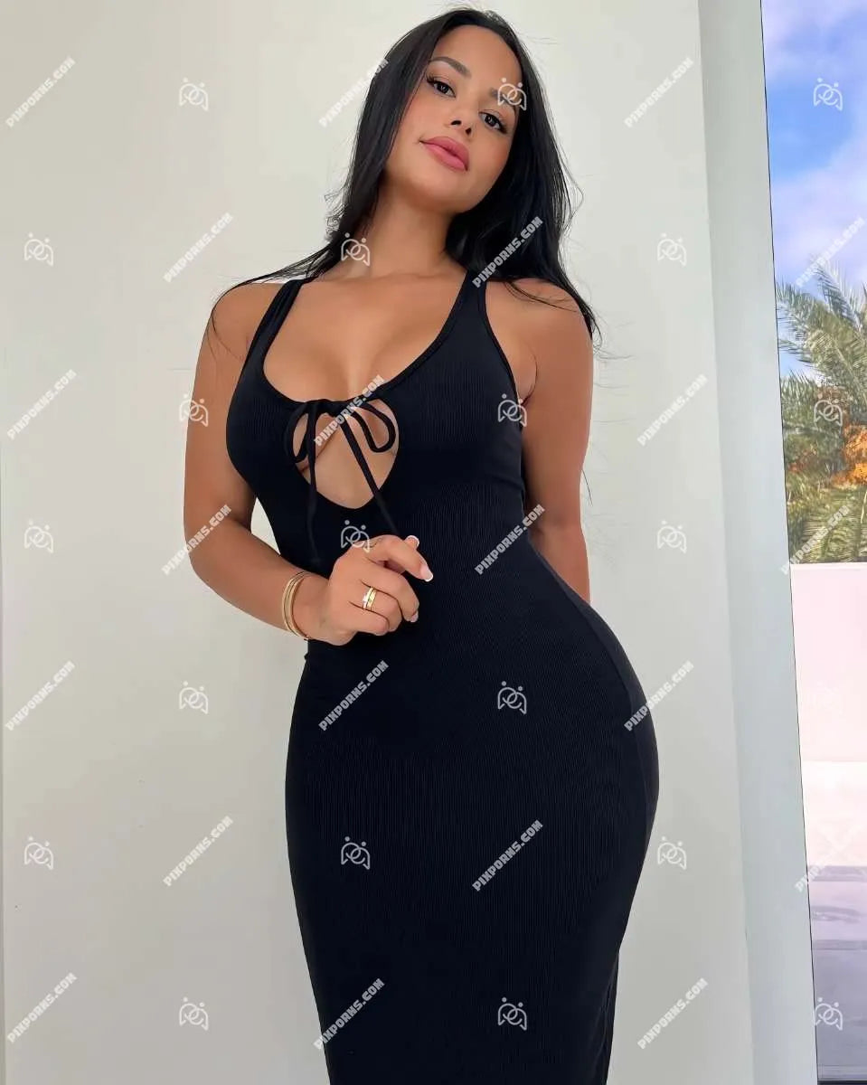 Katya Elise Henry sexy digital download wall poster – Pose 51