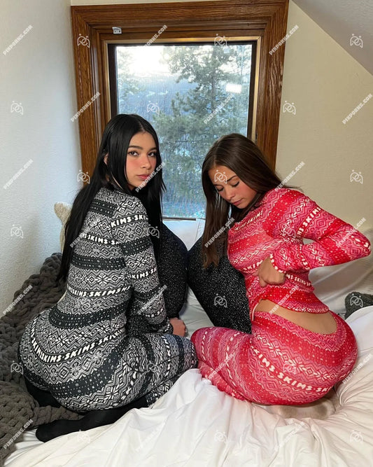 Sophie Rain sexy digital download wall art – Pose 557